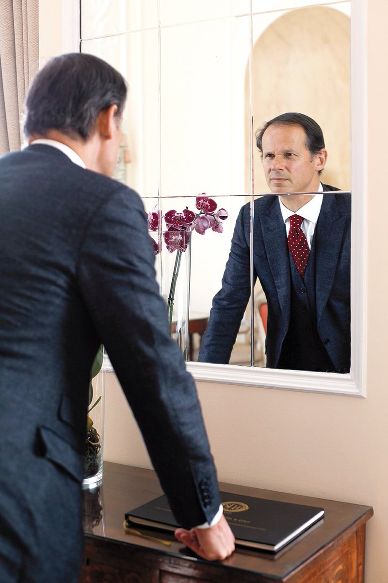 J_R_dosSantos's tweet image. Tic tac ! ⏰🌖🚀
J-9 avant la sortie de #SigneDeVie chez #HCEditions.
Vous êtes prêts ? 
Bonne semaine à tous.