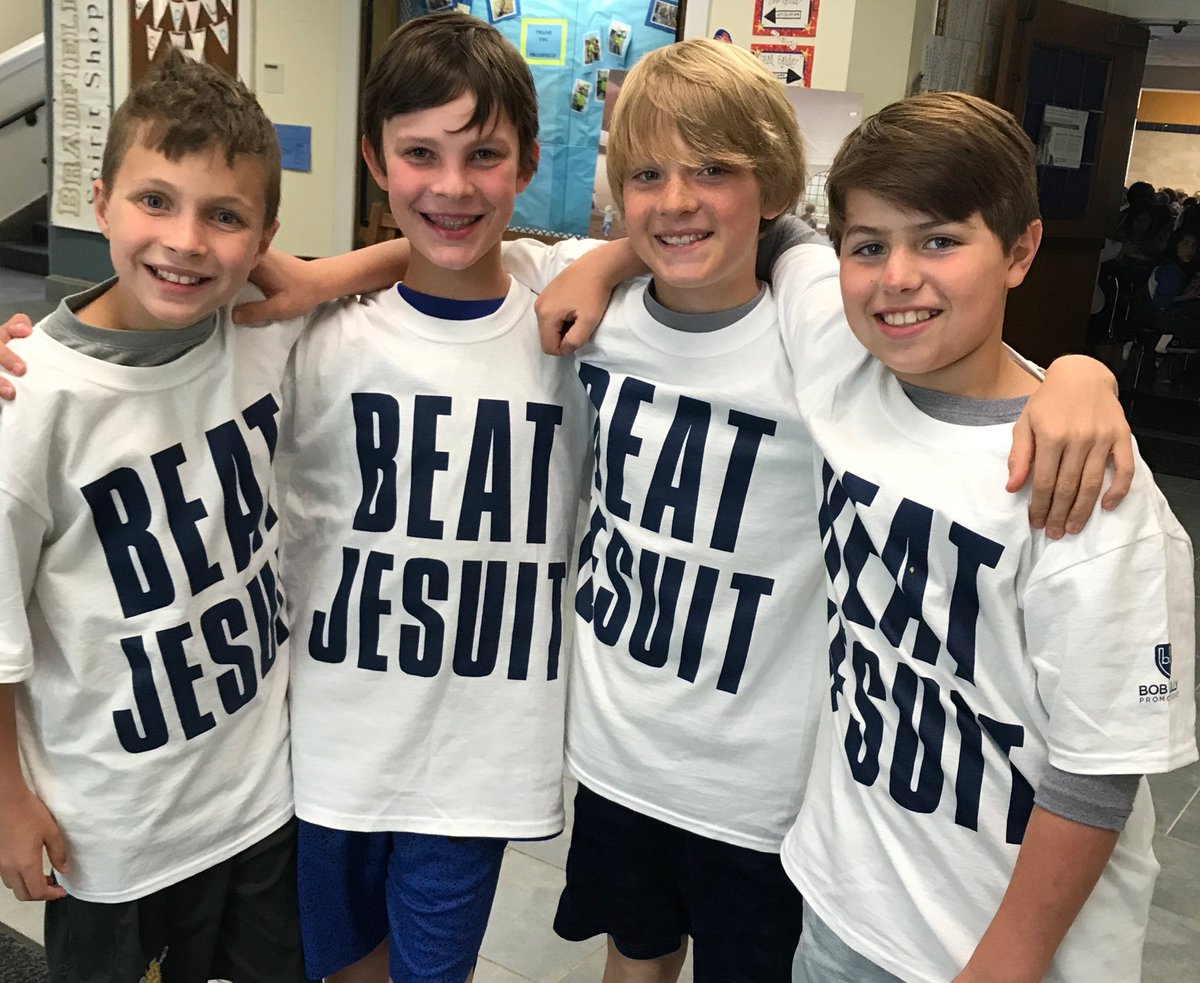 Amy_Jent's tweet photo. Big game tonight! The future HP Lax Nation will be cheering on our boys. See you at Highlander! JV at 6, Varsity at 7:45. @hplax @BradfieldBold https://t.co/gnT1qUeyyI