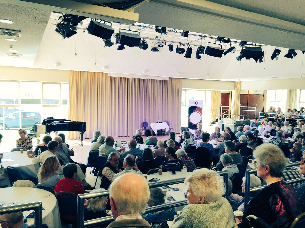 We’re at Theatre @ClwydTweets for the fabulous #Tonic concert with @SCButtle @JulianBoyce3 @EmmaMaryJones and Annette Bryn Parri. Ble da chi? @WNOtweet @OperaVolante @OperaCenCymru #WNOchorus