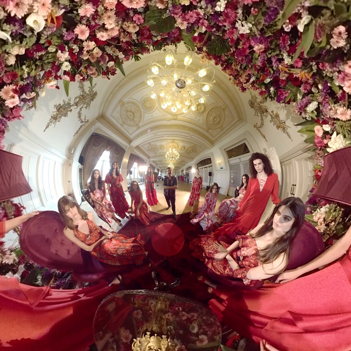 We were at the Pera Palas Hotel for Mert Aslan's #NightZoom collection of 360-degree shots for #ADL