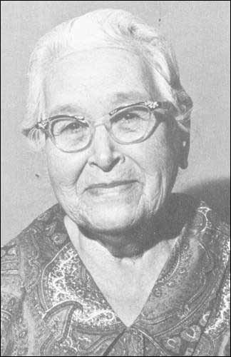 HeritageWebsite's tweet photo. Elizabeth Goudie, the author of Woman of #Labrador, was born 116 years ago today on April 20, 1902. https://t.co/M5RuKpPelq https://t.co/uEtO3OHEQT