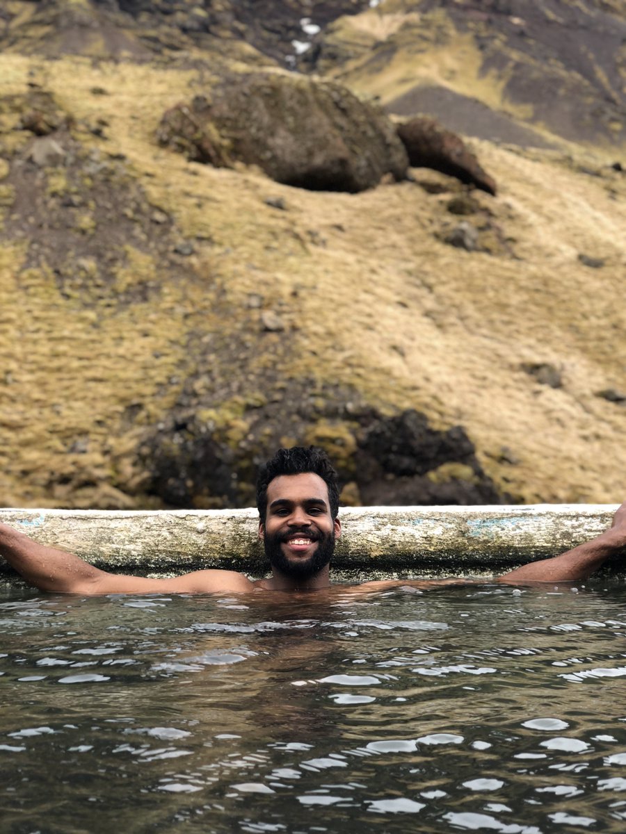 Calskap's tweet photo. Ok, I’m in love with Iceland #visiticeland https://t.co/7aWLt2XAsF