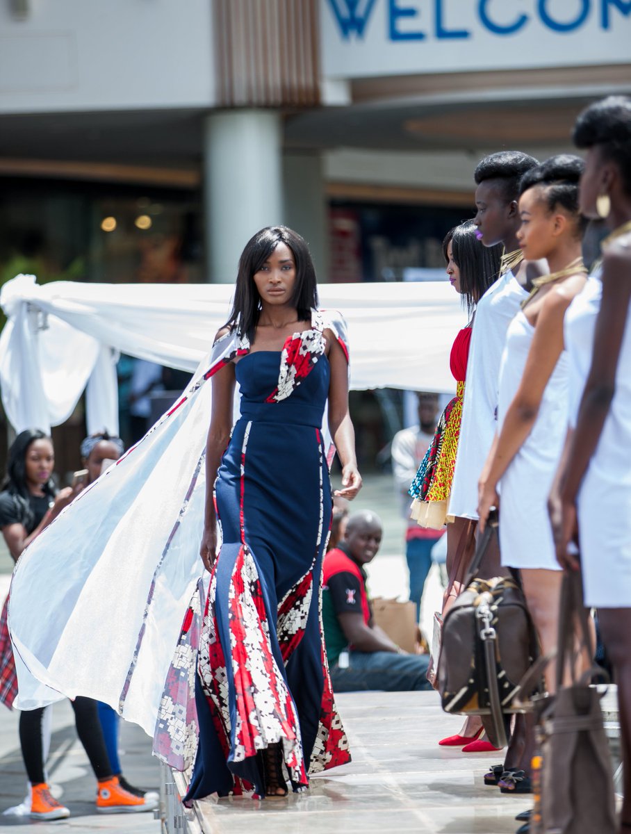 RunwayKenya's tweet photo. We love @Mambo_Pambo, a fashion brand full of femininity and eccentricity #DarlingRunwayKenya Happy #FashionFriday @kawiramirero 

Hair: Amerie short weave by @darlingkenya 
Makeup by: @blackUpCosmetic https://t.co/sjJ4K4omdd
