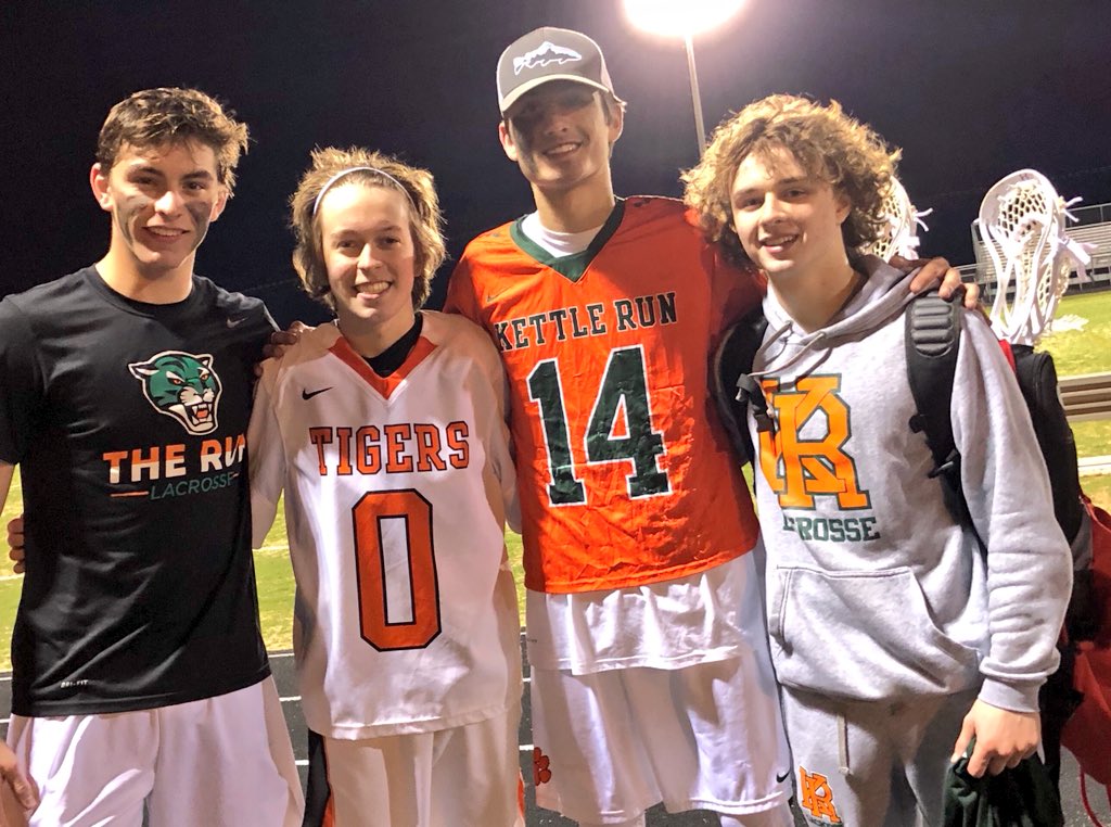 2020 3D Mid Atlantic boys after the Brentsville vs Kettle Run Game #friendlycompetition #highschoollax @spencer_sford @3dMidAtlantic @Blakers112 @brentsvillelax