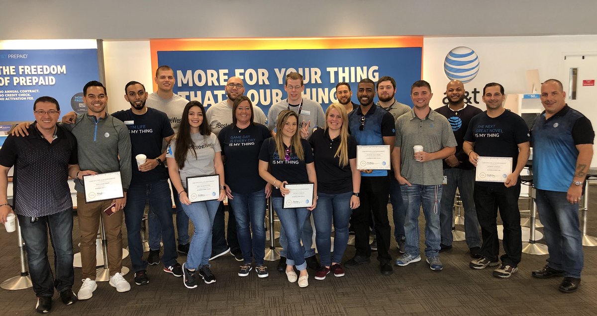 OfficialAmyIvey's tweet photo. Recognition is MY thing! #top10 #onefla #1FLA #bestinthewest #marchwinners @MilagrosMontout @CristySwink @bnklunder @LakesideLegends @ATTWinterHaven1 @ATTSpringhill1 @TeamWCDubCee @One_FLA https://t.co/eQHLesW5yX