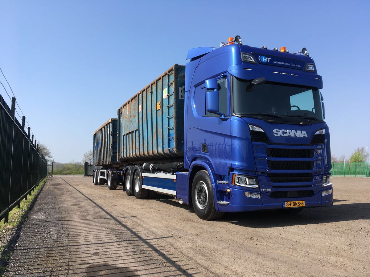 DTCSurhuisterve's tweet photo. #containerauto https://t.co/FXG99w7R7F