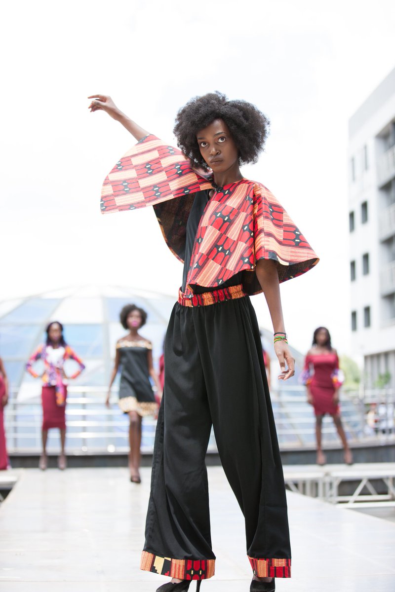 RunwayKenya's tweet photo. Celebrating Kenyan fashion brands this #FashionFriday

We love Tafari Fashion for their love for detail and local motifs. The audience at #DarlingRunwayKenya loved it too!

Hair: Soft Kinky by @darlingkenya 
Makeup by: @blackUpCosmetic https://t.co/EnyUeHyVSJ