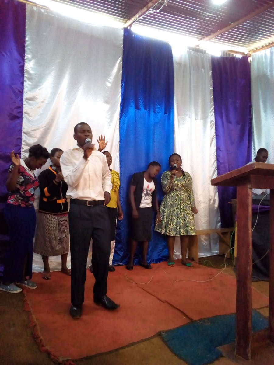 MosesGiants's tweet photo. We are doing whatever it takes to build a  Word based and Christ Like Church In GAYAZA...  A Church after his Heart.... https://t.co/6YJeja7RVz