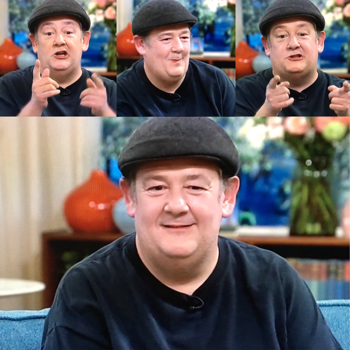 sanshui596's tweet photo. #JohnnyVegas #actor #comedian #author #film #television #angryrants #surrealhumour #highhuskyvoice #thattoheath #sthelens #Lancashire #cluubZarathustra #standup #MichaelPennington #MaiaDunphy #firstwife #CatherineDonnelly #Vizmagazine #weddingphotos #sold #onepound #Edfringe #ca https://t.co/0ocP4nLK7p