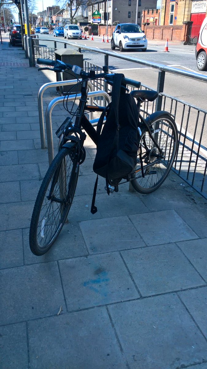 HCCWest's tweet photo. Taking advantage of a pool bike to work on an environmental issue in an environmentally friendly manner #reportflytipping #promoteairquality https://t.co/ZvZjm5LM5r