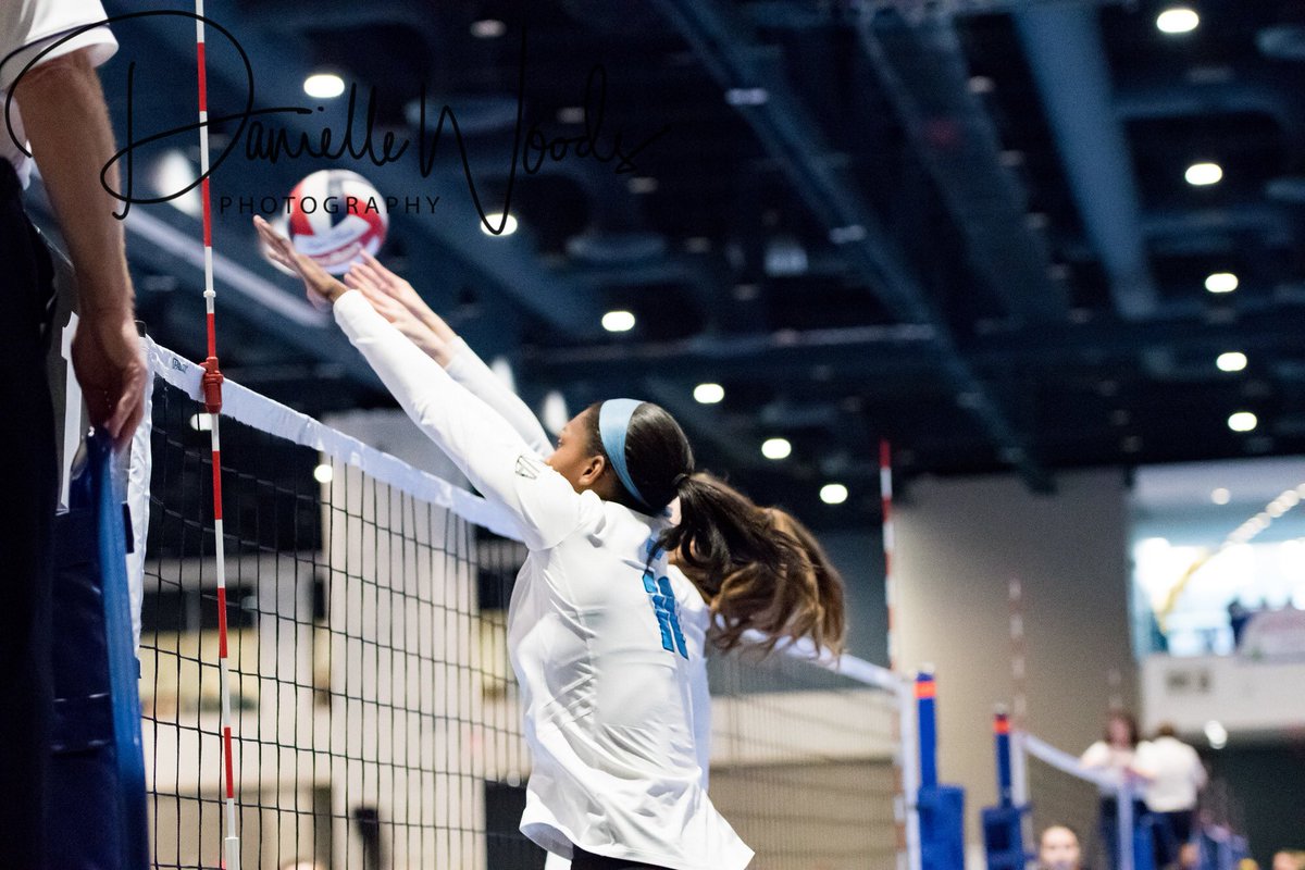 RunwayKitty's tweet image. Jumpin’ into the weekend like........ #Getup10 😤💪🏾🏐 #FridayFeeling