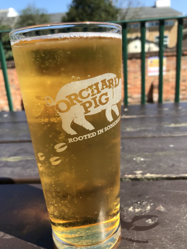 ianandy62's tweet image. @declarationball think I have to thank you for this recommendation My new lunchtime hideaway 👍😎🍺