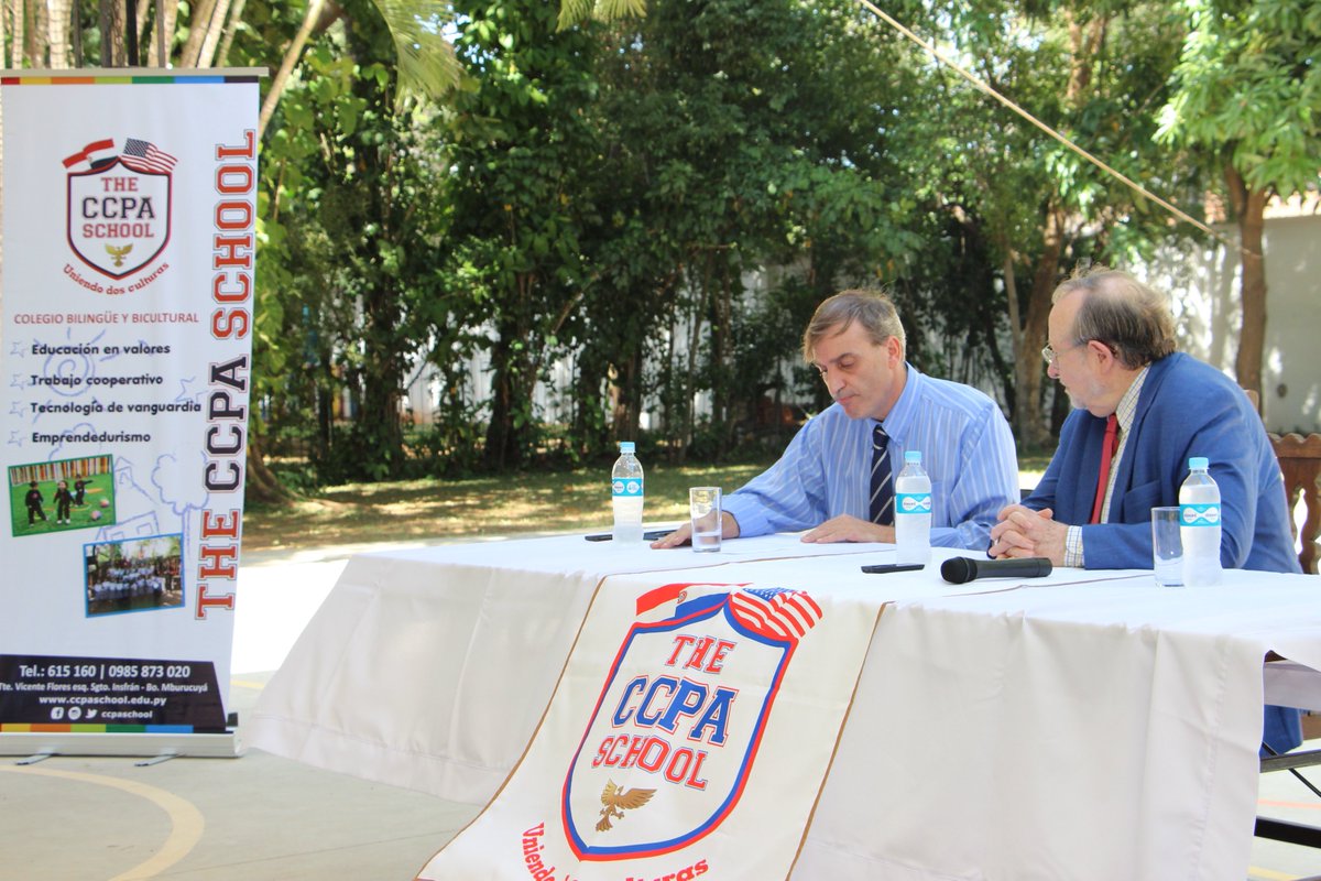 ccpaschool's tweet photo. Charla sobre la influenza con el Dr. Tomás Mateo Balmelli
El 19 de abril de 2018, en el local del CCPA School, el pediatra e infectólogo, Dr. Tomás Mateo Balmelli, ofreció una charla sobre la influenza dirigida a padres de alumnos de la institución. #CCPASchool #CampañaInfluenza https://t.co/SMGeWHkQkP