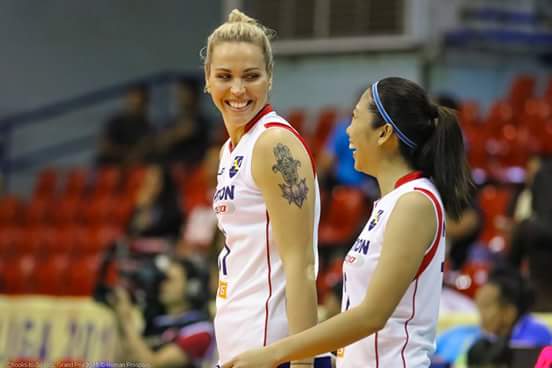 hurleycane11's tweet photo. When your friend ate all your food. Smile pa din! 😊 #MyHurricane #NoOneCanReplaceHer #HillaryHurley https://t.co/G7nz7IdkCr
