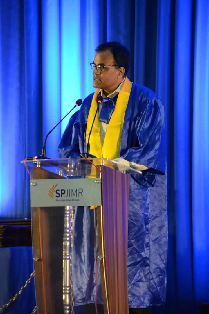 SPJIMR's tweet photo. "SPJIMR is regarded as an institute with a difference with PGDM being its oldest programme and the flagbearer of its high rankings." 

Chairperson - PGDM Programme and Professor, Dr. Vasant Sivaraman speaks at the SPJIMR Graduation Ceremony 2018.

#IamSPJIMR  #Convocation2018 https://t.co/M9Otw03mLl