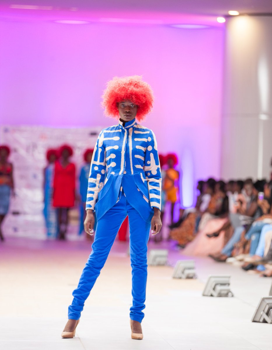 RunwayKenya's tweet photo. @KikoRomeoAfrica served us stunning designs at #DarlingRunwayKenya. We are in love how creative, colourful &amp; full of print they are, yet very easy to fit in with your wardrobe staples #FashionFriday

Hair: Spanish Short Weave by @darlingkenya 
Makeup by: @blackUpCosmetic https://t.co/UrjjXfaAWt