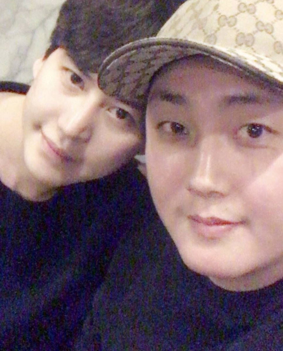 SUJUNEWS's tweet photo. 180421 toxxnim Instagram update with Kyuhyun
Via. GyuShadow203
#SuperJunior https://t.co/jFZ3U3okpF