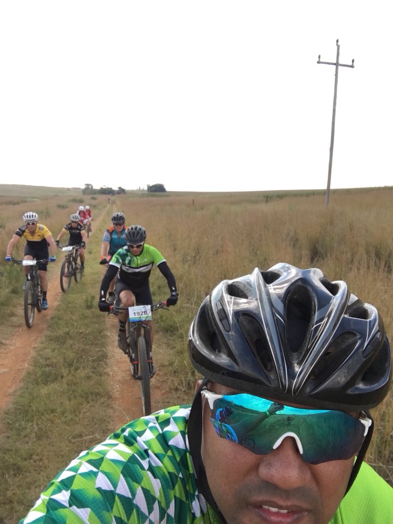 brendonjacobs69's tweet photo. Stage 1 of 9 in the bag for team Subzero! Feeling great. #Joberg2c https://t.co/cCNyr5Favx