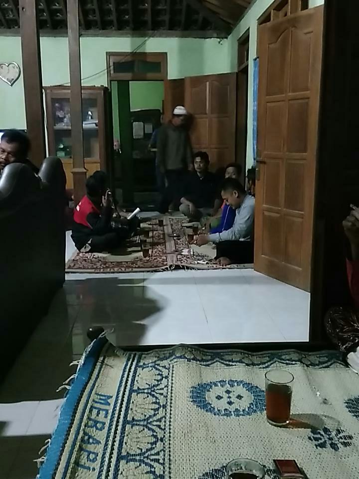 masih di acara nobar ..debat pilgub Jateng semakin 🌃 semakin ramai ..dan semakin mantap ..
#kamiganjaryasin
#kandangbanteng
#EkotrenGanjarYasinNo1 
#wonigiritetep1