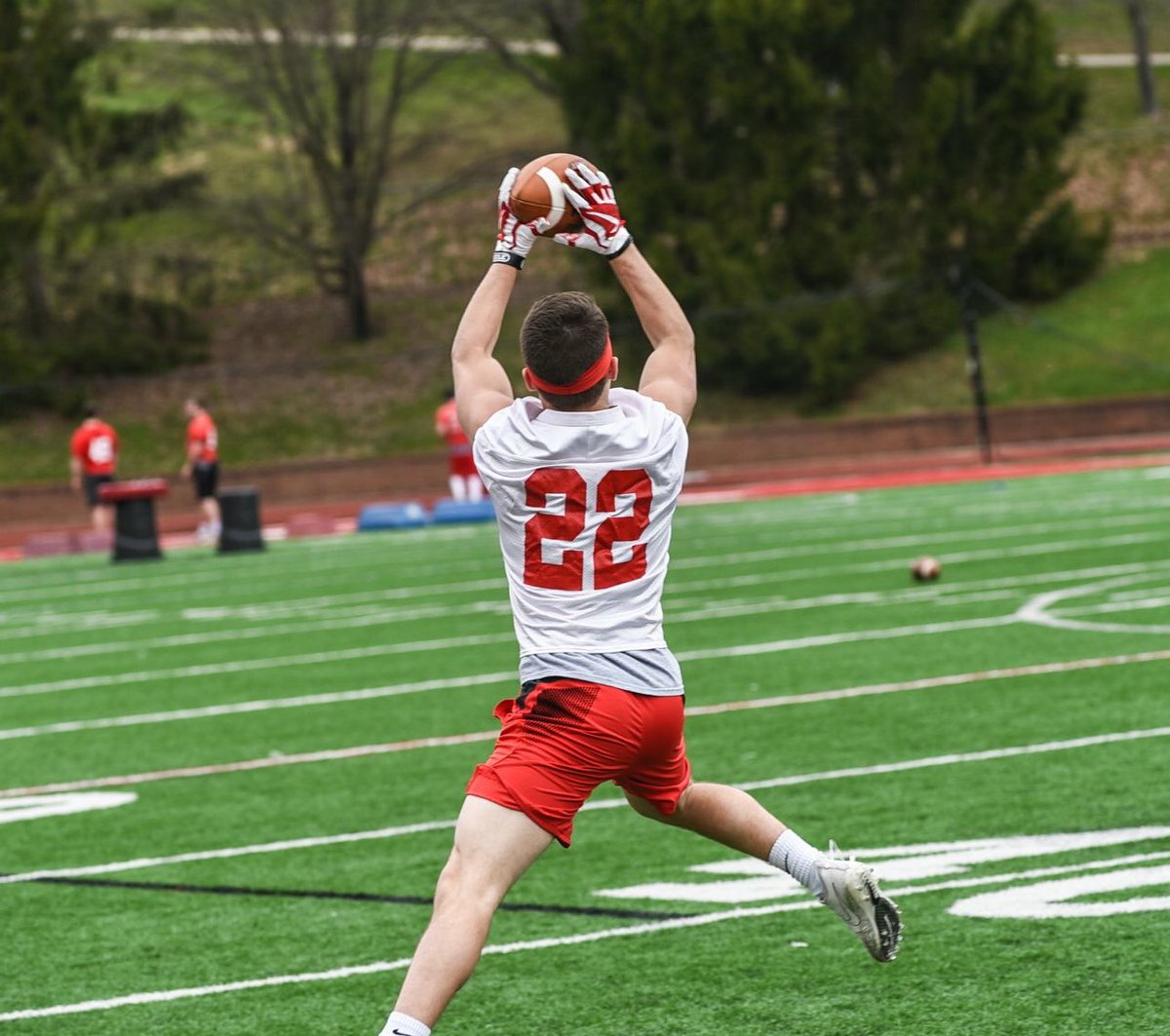 DUFootball's tweet photo. Spring Ball 📸📸📸 https://t.co/tp504HLwS5