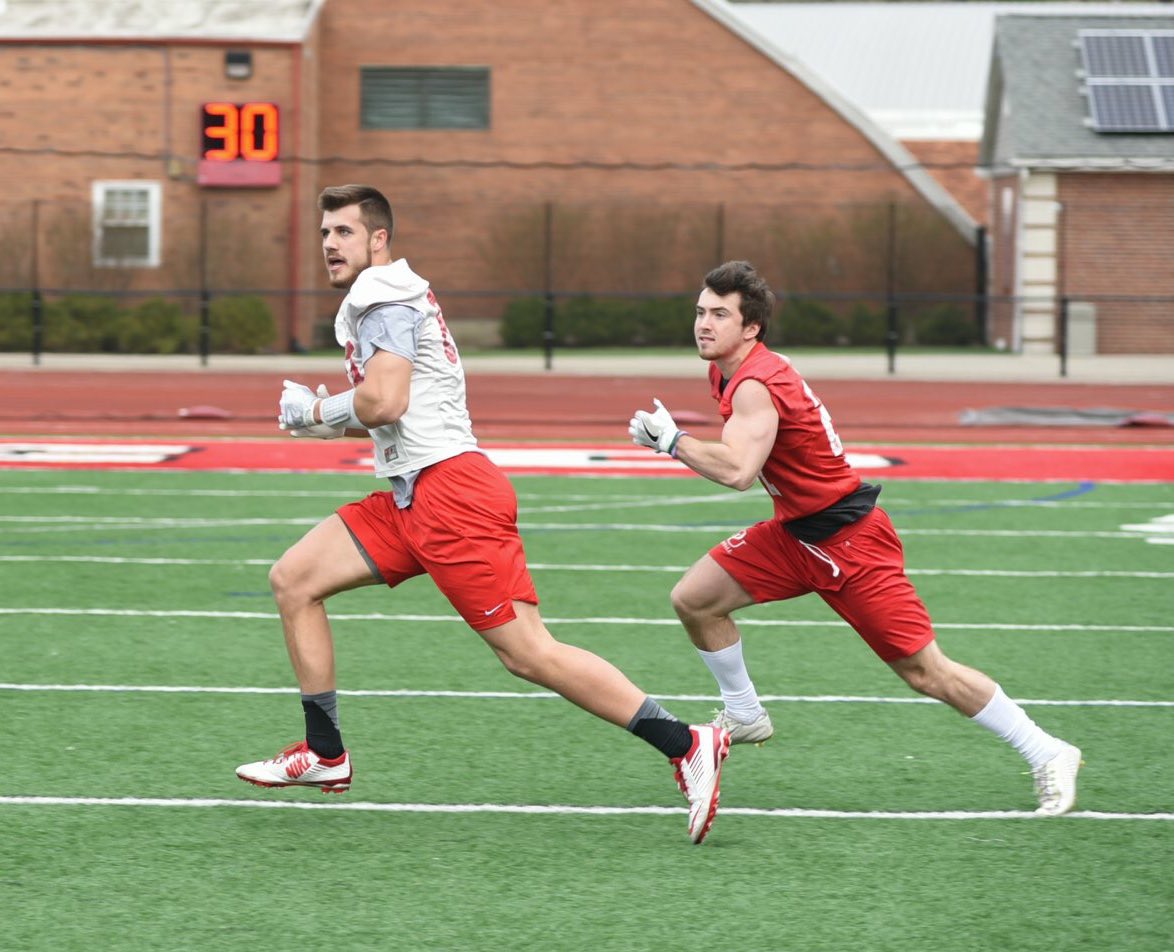 DUFootball's tweet photo. Spring Ball 📸📸📸 https://t.co/tp504HLwS5