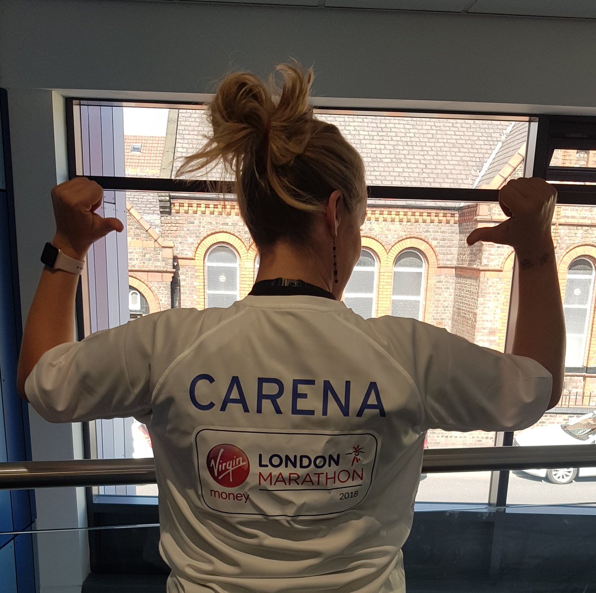 🎽 | Our Fundraising Manager is taking part in today's <a href="/LondonMarathon/">TCS London Marathon</a> in aid of #EITC. 

Sponsor 👉🏼 justgiving.com/carena-duffy4

(Thanks for the t-shirt, <a href="/wildthangone/">Wild Thang Branded Clothing, Merchandise & Print</a>!)