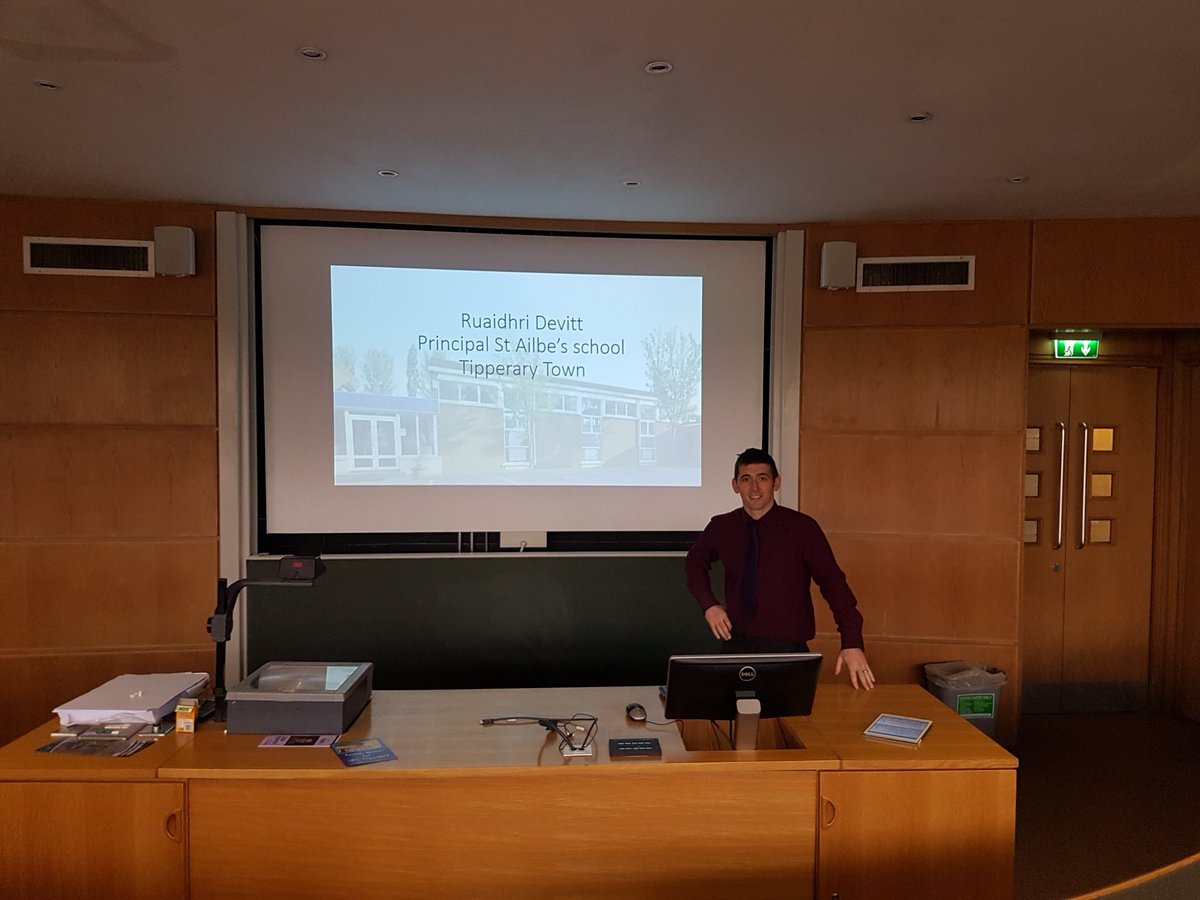 Thanks <a href="/RuaidhriDevitt/">Ruaidhri Devitt</a> school Principal from <a href="/StAilbesSchool/">StAilbesSchool</a> <a href="/TipperaryETB/">Tipperary Education and Training Board</a> for giving compelling talk to 4th year <a href="/SchoolOfEd_UL/">School of Education</a> technology teachers about life as technology NQT, challenges faced in schools and interview advice. A lot learned by all present!