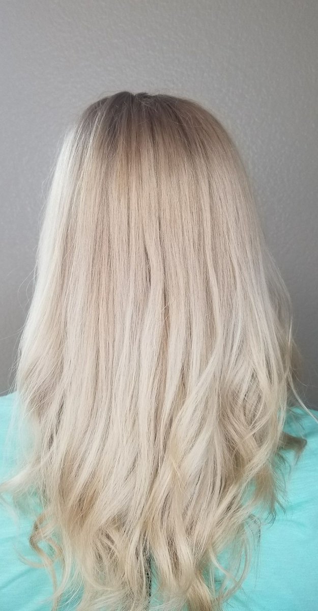 GypsyRoseSalon's tweet photo. Hair by Jami Marie #ilovegypsyrose #behindthechair #babylight #balayage #shadowroots #schwarzkof #joico https://t.co/0AITiZynOs