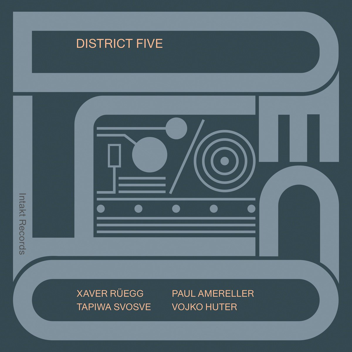 New release in April 2018: DISTRICT FIVE. DECOY. Xaver Rüegg: Double Bass. Tapiwa Svosve: Alto Saxophone, Synths / Electronics. Vojko Huter: Guitar, Synths / Electronics. Paul Amereller: Drums. Intakt CD 308. intaktrec.ch/308-a.htm @tapiwasvosve @VojkoHuter @XaverRuegg