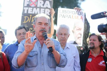 Ver imagem no Twitter
