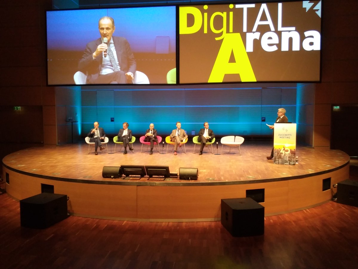 ZucchettiSpa's tweet photo. #ZucchettiMeeting continua... al via la Digital Arena, una sessione di approfondimento e di confronto sulle sfide del digitale moderata da @andrea_granelli
#ZmeetInfinity https://t.co/YEPGrZnXwc