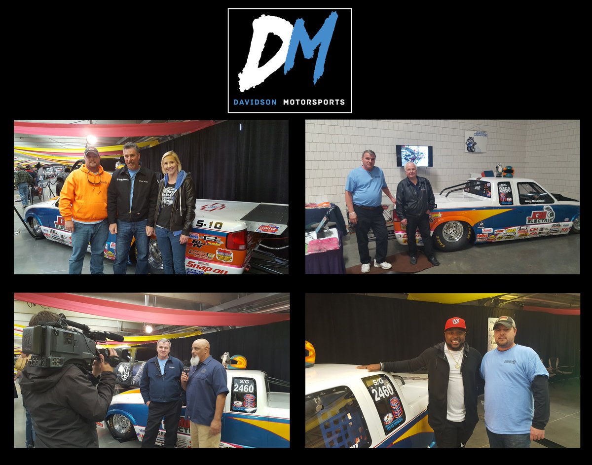 davidsonmotocom's tweet photo. Its been a busy year already and got to meet a lot of great people!
@toymakerz @LouSantiagoTV @CLTMotorSpdwy #toymakerz #louSantiago #miketolbert #warrenjohnson #davidsonmotorsports #hotrods #DragRace #tv #Marketing #OnTheRoad #Motorsport #NFL #expo #display #meet #NC #garage https://t.co/MJoXzG8L2P