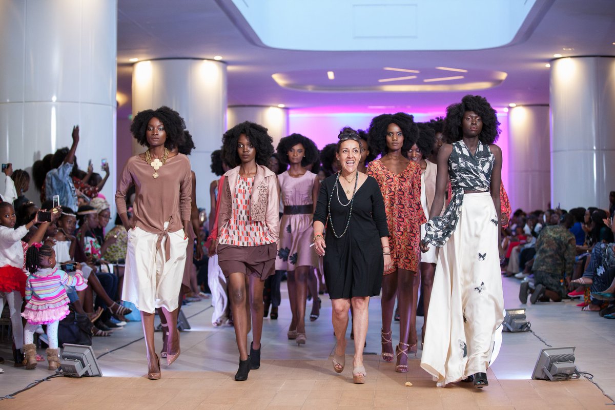 RunwayKenya's tweet photo. It's #FashionFriday and we are celebrating local fashion designers. We could not leave the party without a big shout out to @DeepaDosaja, we believe that more people should get to know her incredible brand. 

Hair: Soft Kinky by @darlingkenya 
Makeup by: @blackUpCosmetic https://t.co/lSd8xnMPHc