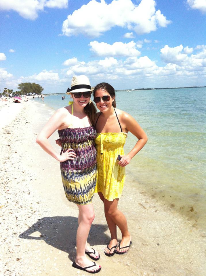 SarahScoop's tweet photo. #ad My #bff and I have a yearly traditional trip to Florida! We start saving the day we get back and are financially prepared every year! It's worth the challenge to make these memories. Check out more tips from @SunTrust at https://t.co/Gzrq0aJXQa #FinancialConfidenceMonth #onUp https://t.co/5fXuV6kOIf