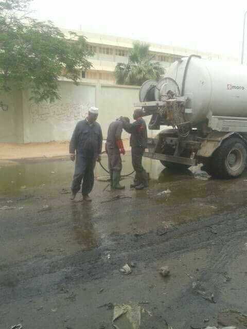 OurVoice19's tweet photo. #Sabha today
Water and Sanitation Company working to end the sewage crisis in Mahdiya neighborhood
Servicing and operation of the pumps of the station and work on the servicing and suction despite the lack of potential

#OurVoice
#Fazzan
#Libya https://t.co/2iHepugMqv