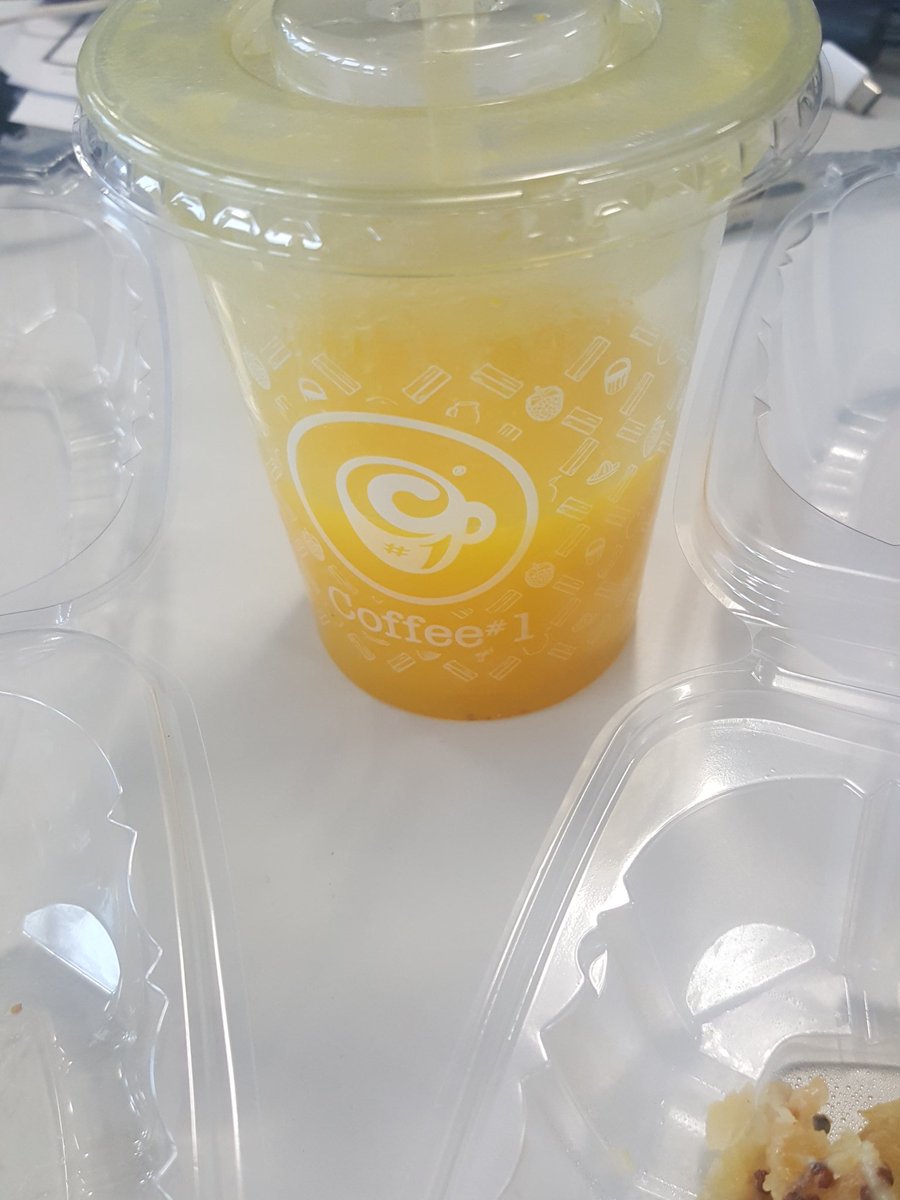 MrsEmEm's tweet photo. @coffeenumber1 Orange Juice was good! https://t.co/YKFrJYfMlu