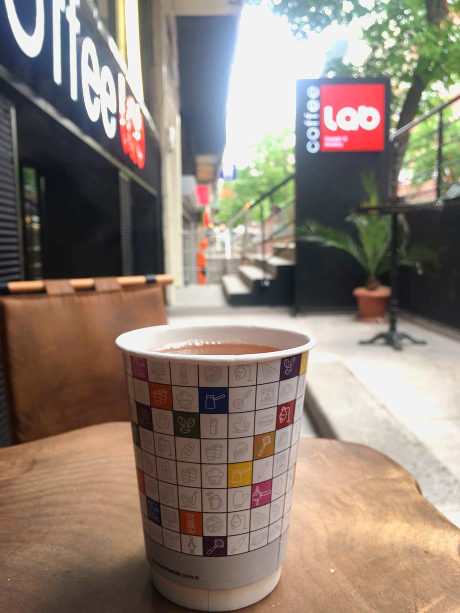 Farklı Coffee Lab kahve dükkanları konseptlerimizle, aynı kahve tatlarımızla kahveseverlerimizi Balgat, Kızılay, Tunalı ve Polatlı kahve dükkanlarımıza  bekliyoruz.
#tazekahve #kahve #coffee #filtrekahve #filtercoffee #coffeeshop   #coffeemug #balgat #kızılay #polatlı #tunalı