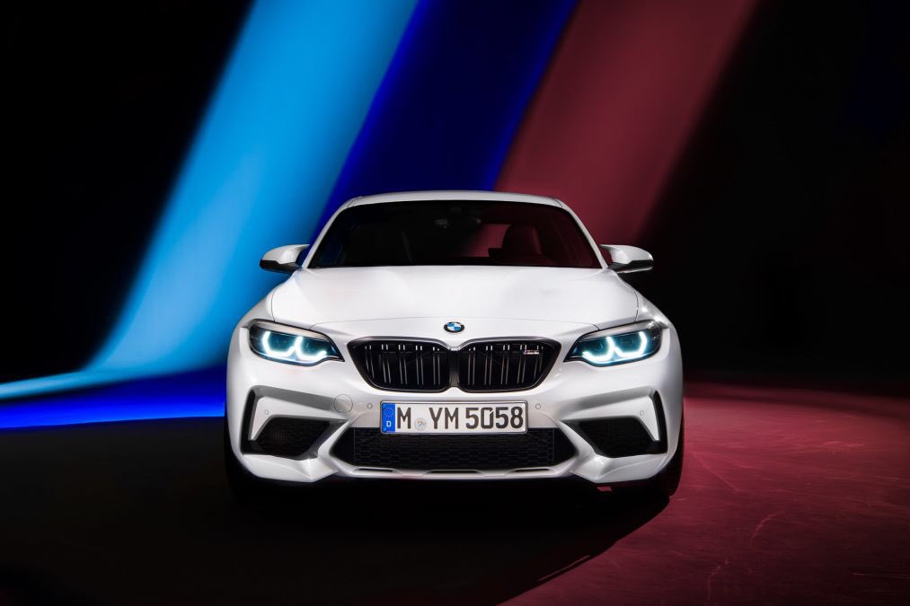 Road2Adventures's tweet photo. With an updated 3.0 litre lump packing 404bhp the new @BMW_UK M2 Competion can reach 62mph in 4.4 seconds & visual hits every mark.
https://t.co/URyIjR8V7q
#supercars #roadtoadventures #roadtrips #sportscars #fastcars #msport #bmw #bmwmotorsport #bmwm2 #bmwm2competition https://t.co/nWVyqvf53c