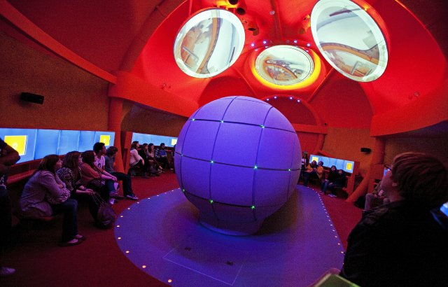 worldarchnews's tweet image. The Neuron Pod by #aLLdesign is a new addition to Centre of the Cell – an award-winning science education centre at #QueenMaryUniversityofLondon’s Whitechapel campus
bit.ly/2F0BVle