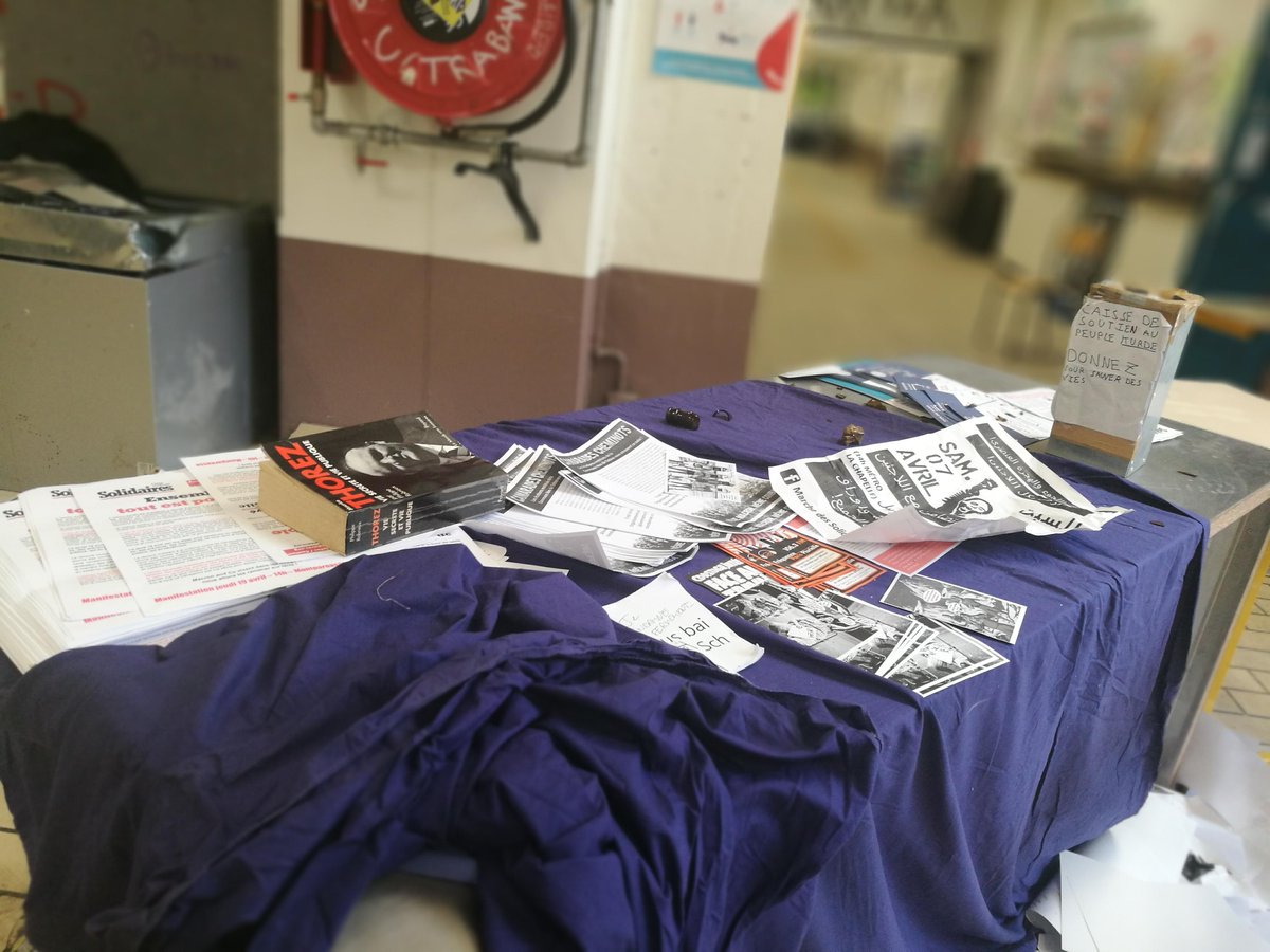 wallybordas's tweet photo. Les photos incroyables du site de Tolbiac après l’évacuation des étudiants https://t.co/Te14EiQSNb via @Figaro_Etudiant #Tolbiac https://t.co/yUbLmUspCL