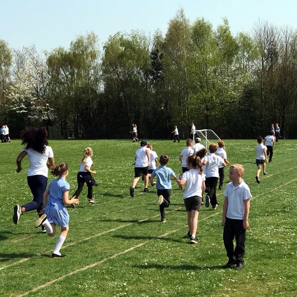 easternshires's tweet photo. Olympic athlete Montell Douglas (@MontyTrackStar) has spent the day with Morland Primary School in Ipswich, winners of our autumn term @YouthSportTrust Active Schools Challenge, including joining their daily mile! https://t.co/0nYqwsope9