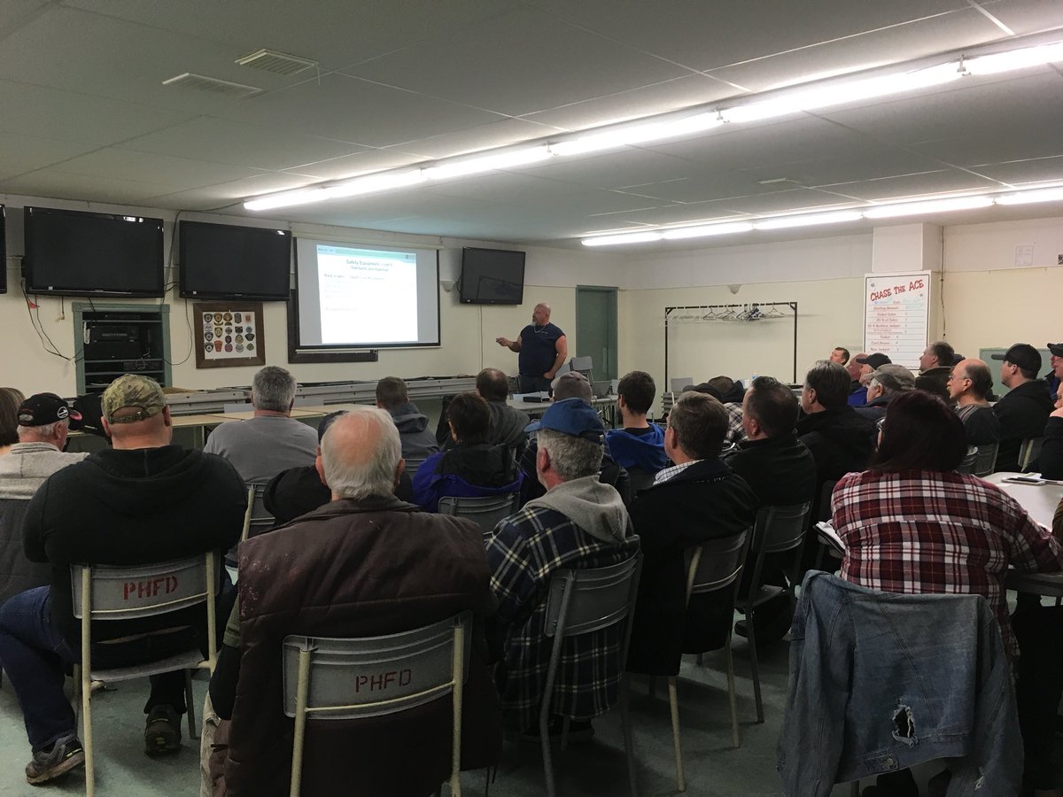 What a great turn out for our Safety Town Hall in Port Hood! Thanks to Crystal from Inverness South Fishermen’s Association for all her help organizing this! Lot of learning of TC Fishing Vessel Safety Regs + Dept of Labour Regs #FishSafe #FishSafeNS