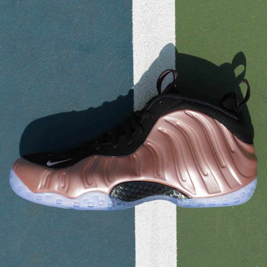 kids foot locker foamposites