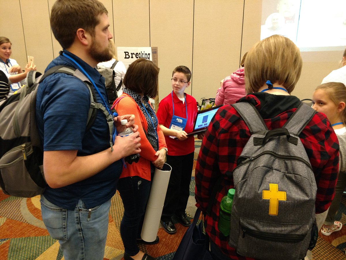 MrDelhay's tweet photo. More Freeman students talking about their 4C's experience integrating tech into their standards. #freemanfalcons #NETA18 https://t.co/fmLWNGVQ5H