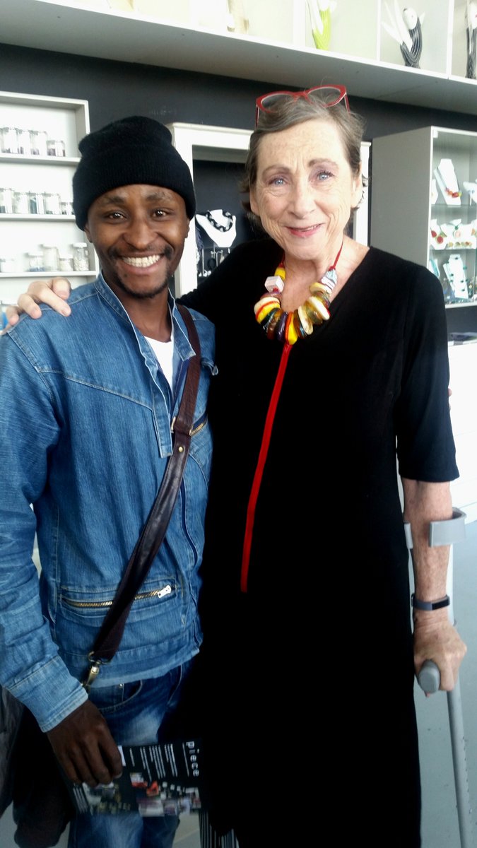 Creativeshub3's tweet photo. Highlight of the week @Piece
#realtalk
#creativeshub
#23V00rhoutSt
#snapshots_daily
#iphotographydesigns https://t.co/my1QKB1cYD
