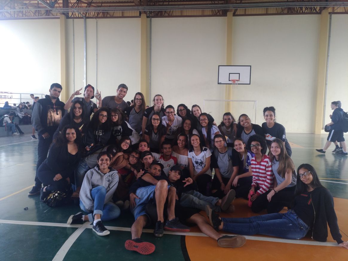 _abacp's tweet photo. Melhores terceirões que a etec NO ja teve #adminfo #terceirões https://t.co/WHc9plW3v0