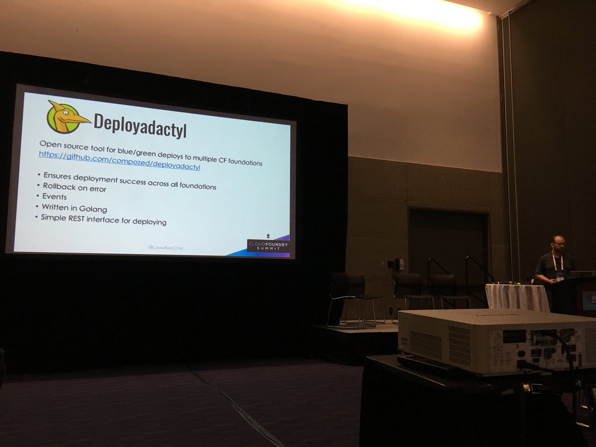 Chi_Le's tweet photo. @LoweKeyOne sharing how we automate blue/green deploy with Deployadactyl. #cfsummit @CompozedLabs https://t.co/95iRdtE0Rb
