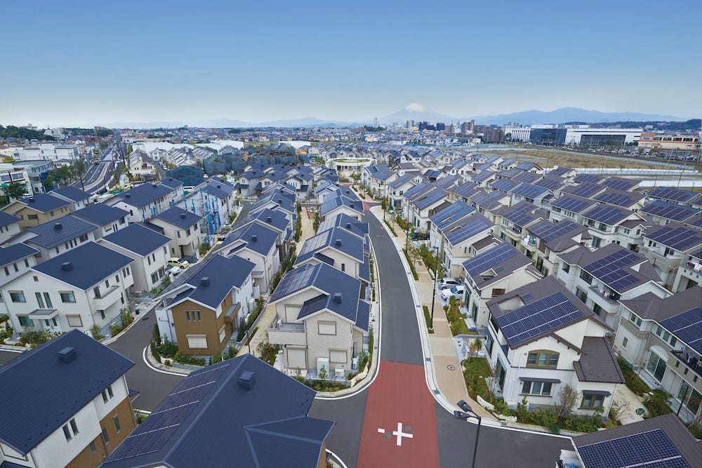 aggregatte's tweet photo. Fujisawa, un anticipo al futuro de la ciudad sostenible, inteligente y autosuficiente a 50 kilómetros de Tokio. https://t.co/NzAiXuHbss   vía @EcoInventos https://t.co/XMPJLbhEtU
