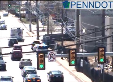 KYWRadioTraffic's tweet photo. in #KingOfPrussia 202SB at Mall Blvd there is an accident in the right lane with @UMTownship police on scene #SlowDownPullOver #MontcoPA https://t.co/LB5ctLWgYC