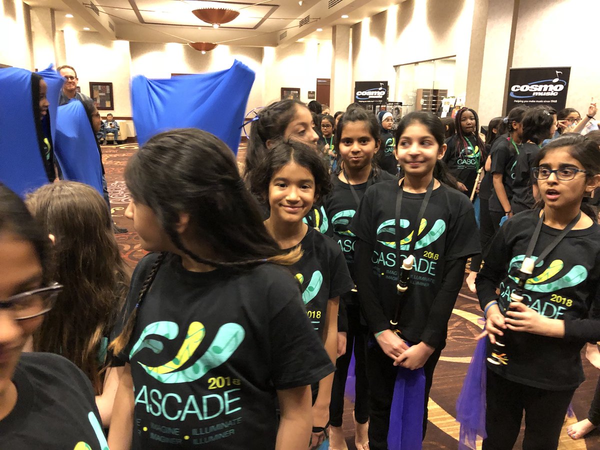 MsTsMusic's tweet photo. @PeelSchools @BrardArts Performing at #cascade2018 was amazing!! #peelproud @KindreeCoyote congrats to the Junior Orff Group from #Kindree #Lancaster and #OscarPeterson https://t.co/dsHh8uuf9J